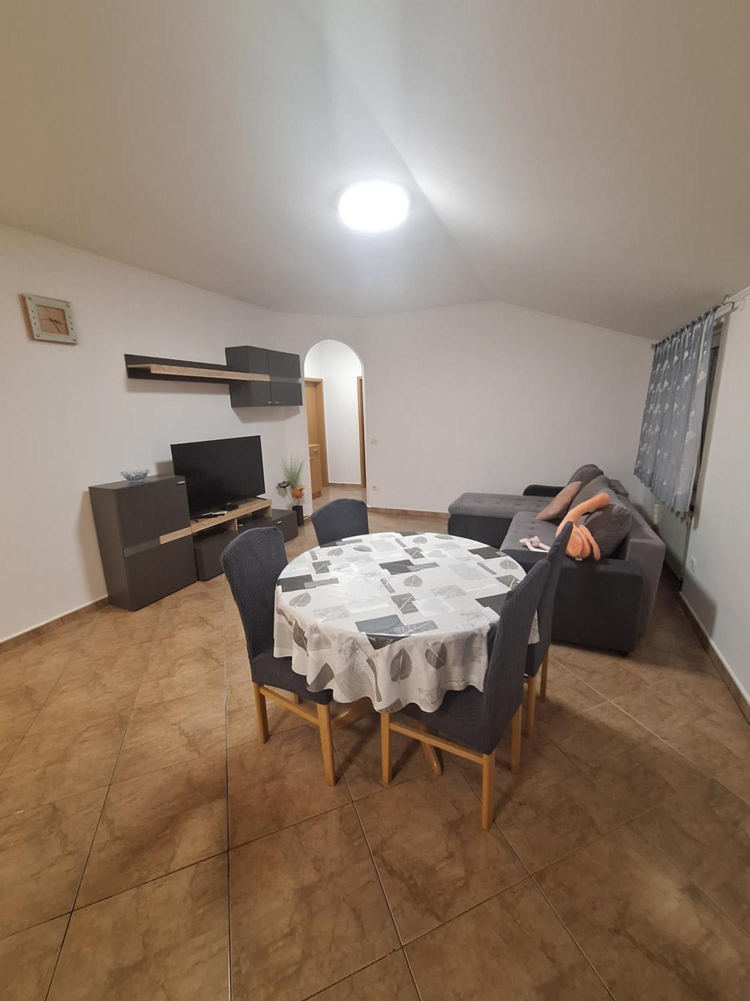 App Keti Apartment Умаг Екстериор снимка